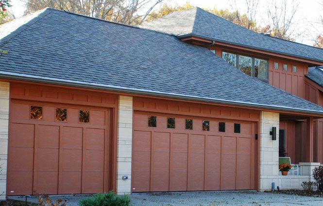 custom garage doors cedar rapids